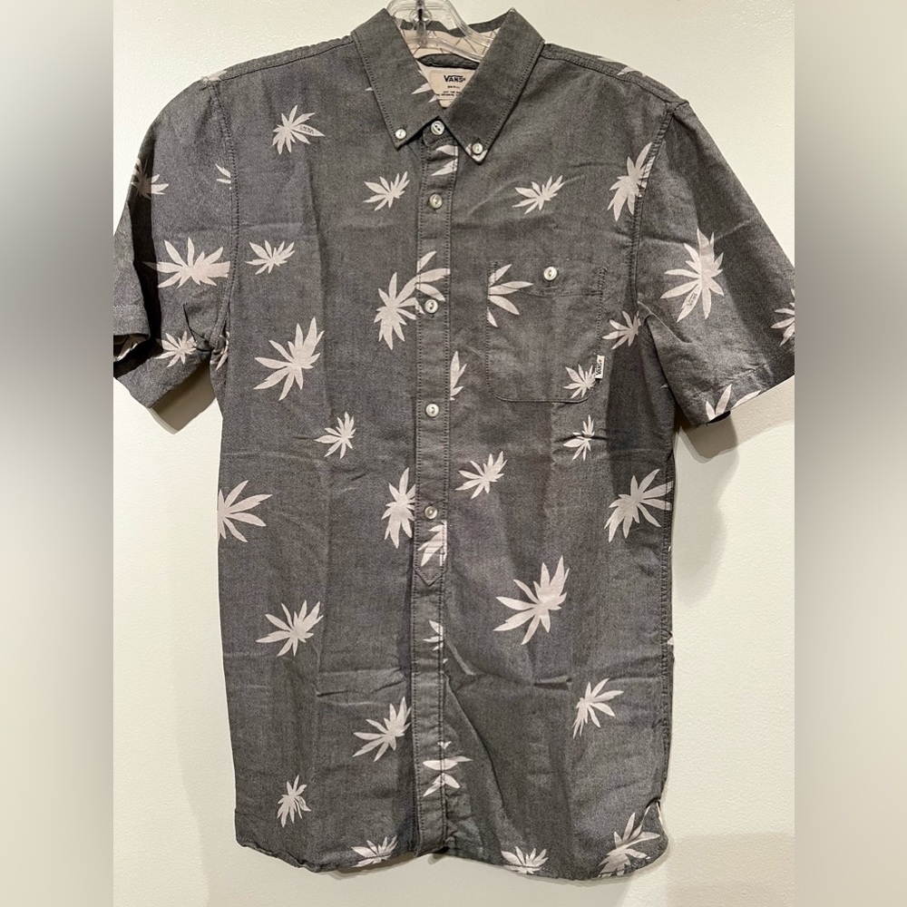 VANS The Wall “La Palma” Short Sleeve Button Shirt Skate Shirt Size S gray/white